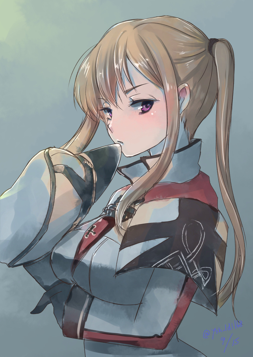1girl absurdres bangs black_gloves blonde_hair breasts capelet celtic_knot closed_mouth commentary_request cross gloves graf_zeppelin_(kantai_collection) hair_between_eyes hat high_ponytail highres iron_cross jacket kantai_collection large_breasts looking_at_viewer military military_hat military_uniform necktie peaked_cap sidelocks solo twintails twitter_username uniform upper_body violet_eyes white_hat ysn_ldl168