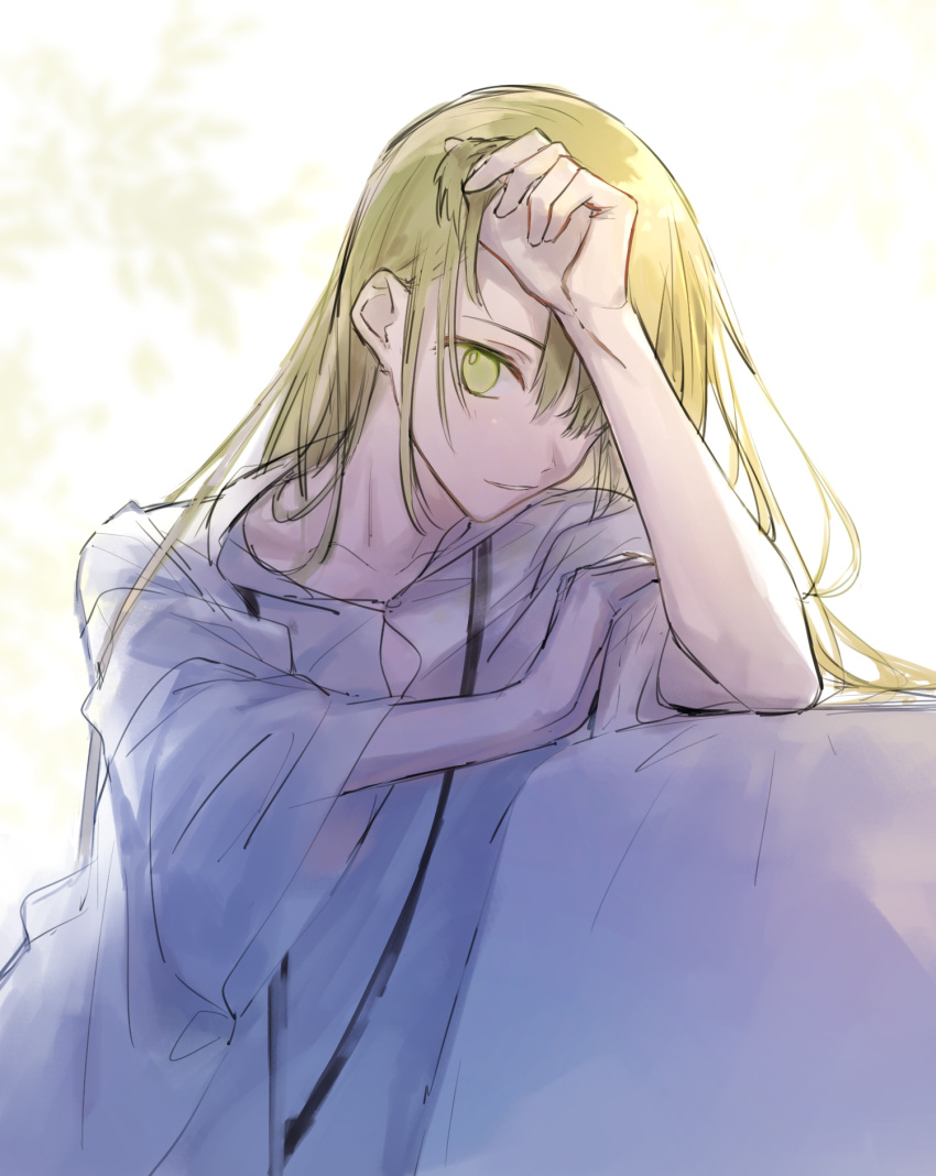 androgynous arm_support ashita_kura collarbone commentary_request enkidu_(fate/strange_fake) fate/strange_fake fate_(series) green_eyes green_hair hair_lift hair_over_one_eye highres light long_hair looking_at_viewer parted_lips robe shade solo sunlight white_robe wide_sleeves