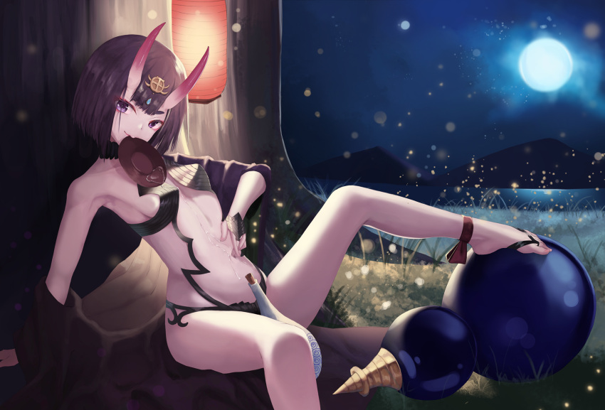 1girl against_tree alcohol ankle_ribbon arm_support armpits bare_legs bare_shoulders barefoot barefoot_sandals black_choker breasts choker commentary_request cup eyebrows_visible_through_hair eyeshadow fate/grand_order fate_(series) fireflies from_side full_moon gourd grass highres japanese_clothes kimono lantern leg_up long_sleeves looking_at_viewer looking_to_the_side makeup moon mountainous_horizon mouth_hold navel nekobell off_shoulder on_grass on_ground oni_horns open_clothes open_kimono pink_lips purple_hair red_ribbon revealing_clothes ribbon sakazuki sake short_hair shuten_douji_(fate/grand_order) sideboob sitting small_breasts smile solo stomach thick_eyebrows tree v-shaped_eyebrows violet_eyes wet