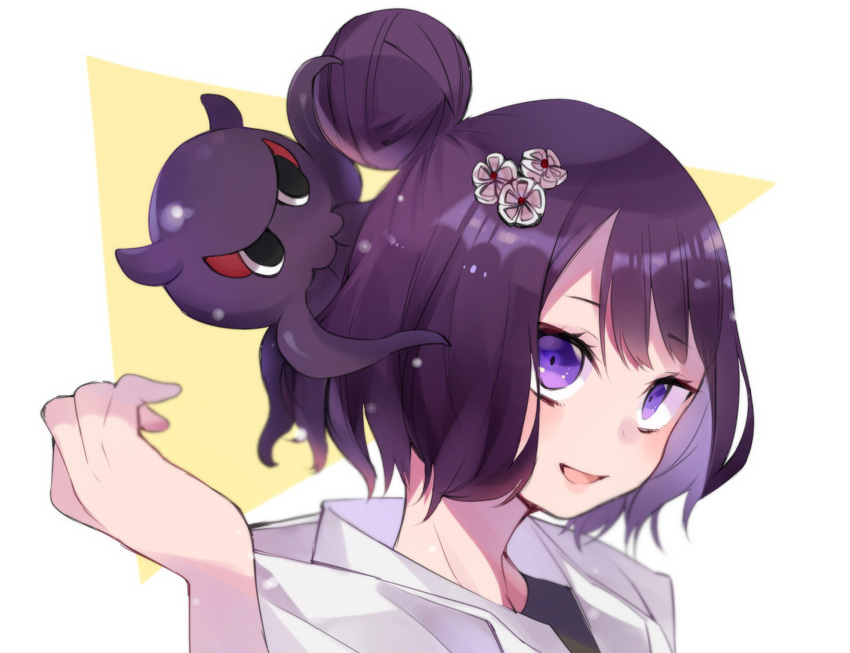 1girl :d fate/grand_order fate_(series) flower hair_bun hair_flower hair_ornament head highres horns iriehana katsushika_hokusai_(fate/grand_order) octopus open_mouth purple_hair smile two-tone_background violet_eyes white_background yellow_background