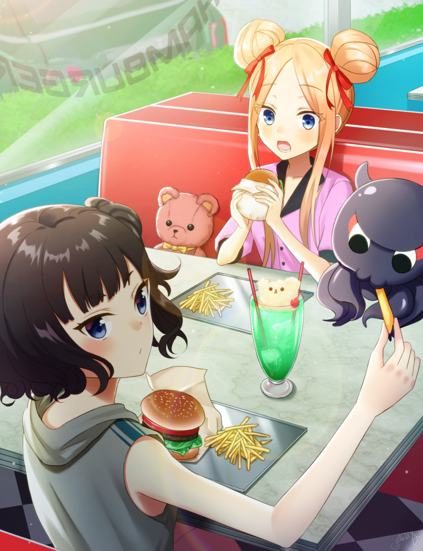 2girls abigail_williams_(fate/grand_order) alternate_costume animal bare_arms bare_shoulders blonde_hair blue_eyes blush bow brown_hair checkered checkered_floor cherry closed_mouth collarbone collared_shirt commentary_request cup day double_bun drinking_glass drinking_straw eating fast_food fate/grand_order fate_(series) feeding food french_fries fruit grey_hoodie hair_bow hamburger highres holding holding_food hood hood_down hoodie ice ice_cream ice_cream_float ice_cube indoors katsushika_hokusai_(fate/grand_order) long_hair looking_at_another multiple_girls octopus open_mouth pink_shirt puffy_short_sleeves puffy_sleeves red_bow saki_usagi seat shirt short_sleeves side_bun sidelocks signature sitting sleeveless sleeveless_hoodie stuffed_animal stuffed_toy table teddy_bear tokitarou_(fate/grand_order) tray window