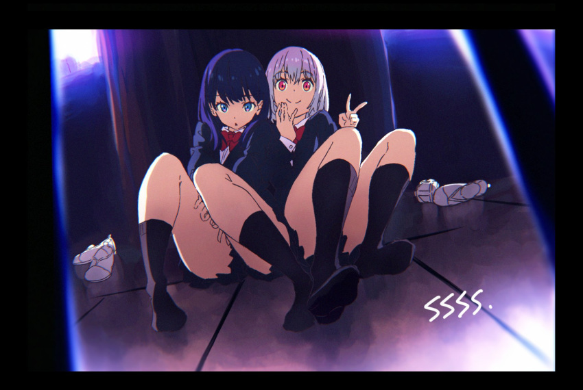 2girls between_legs black_hair black_legwear blue_eyes bow bowtie cardigan commentary_request hand_between_legs hand_on_own_face highres lavender_hair legs looking_at_viewer multiple_girls pleated_skirt red_eyes school_uniform shinjou_akane shoes_removed sitting skirt smile socks ssss.gridman takarada_rikka tomato_(lsj44867) triangle_mouth v wing_collar