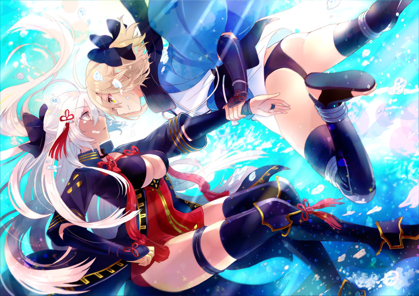 2girls ahoge air_bubble ankle_boots arm_guards ass backlighting black_bow black_footwear black_legwear black_panties black_scarf blonde_hair boots bow breasts bridal_gauntlets brown_eyes bubble cleavage cleavage_cutout closed_mouth dark_skin day dress eye_contact eyebrows_visible_through_hair fate/grand_order fate_(series) grabbing hair_between_eyes hair_bow hair_ornament haori highres japanese_clothes kimono knee_pads large_breasts light_blush long_hair looking_at_another multiple_girls okita_souji_(alter)_(fate) okita_souji_(fate) okita_souji_(fate)_(all) open_clothes open_toe_shoes panties pantyshot parted_lips ponytail profile red_dress scarf short_dress short_hair short_kimono short_ponytail short_sleeves smile tassel thigh-highs thigh_boots thigh_strap underwater underwear very_long_hair white_hair white_kimono wrist_grab yellow_eyes yuuki_yuchi
