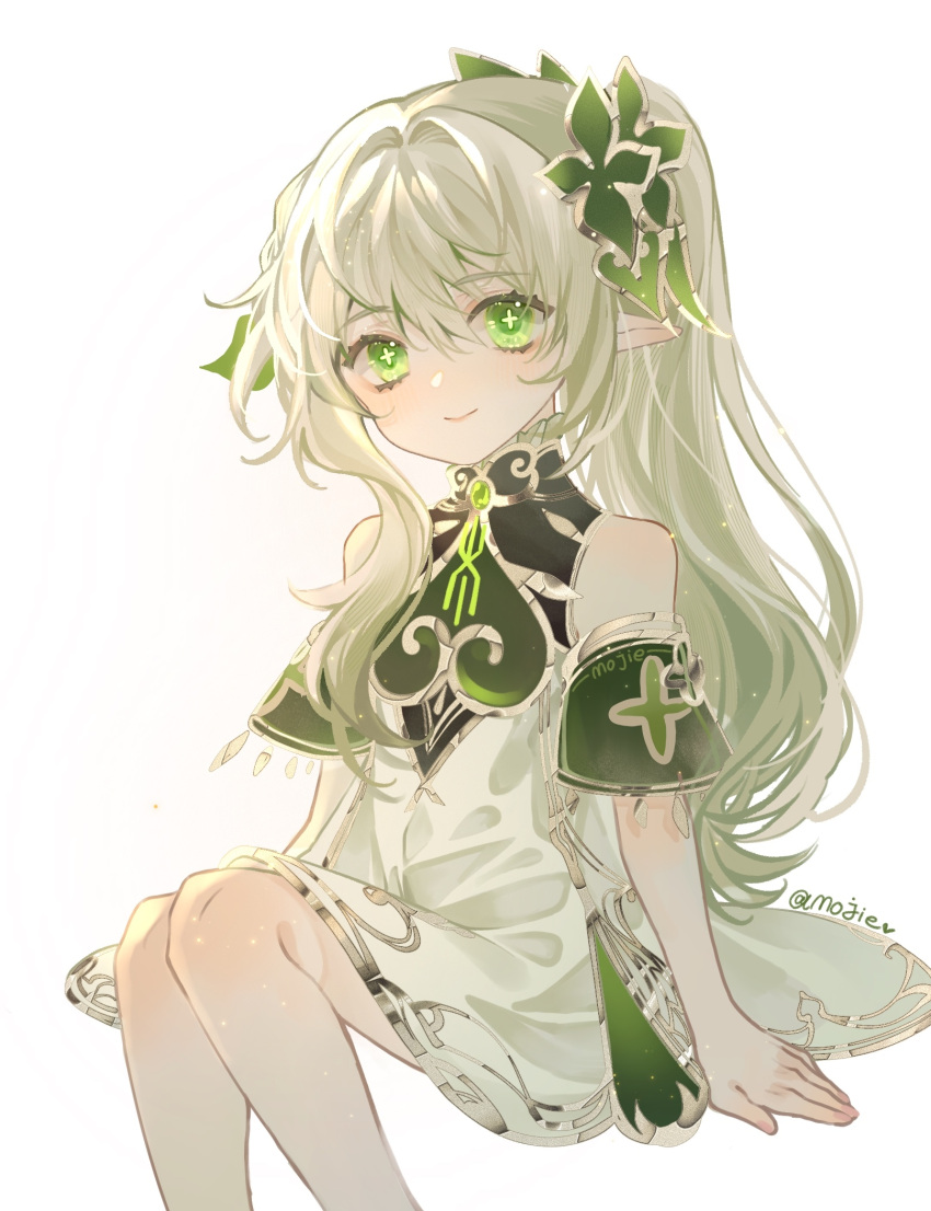 1girl bangs cape chinese_commentary commentary_request detached_sleeves dress female_child genshin_impact gradient_hair green_cape green_eyes green_hair hair_ornament highres kusanali_(genshin_impact) leaf_hair_ornament long_hair mojieovo multicolored_hair pointy_ears side_ponytail sitting smile solo white_background white_dress white_hair