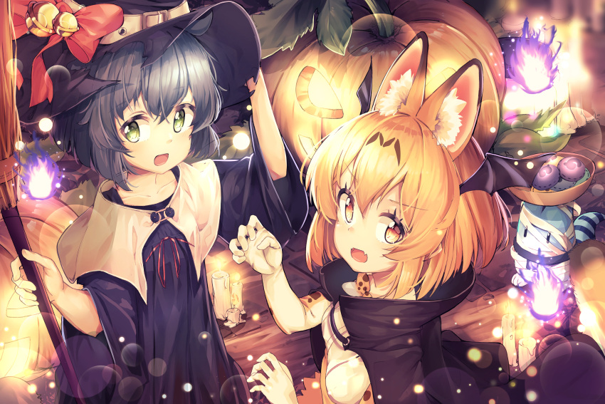 2girls :d absurdres animal_ears_(artist) bat_wings bell black_hair blonde_hair bow bowl broom candle cape claw_pose commentary eyebrows_visible_through_hair fire flame food green_eyes halloween halloween_costume hat hat_bow head_wings highres huge_filesize jack-o'-lantern japari_bun jingle_bell kaban_(kemono_friends) kemono_friends lens_flare looking_at_viewer lucky_beast_(kemono_friends) multiple_girls open_mouth robe serval_(kemono_friends) short_hair smile wings witch_hat yellow_eyes