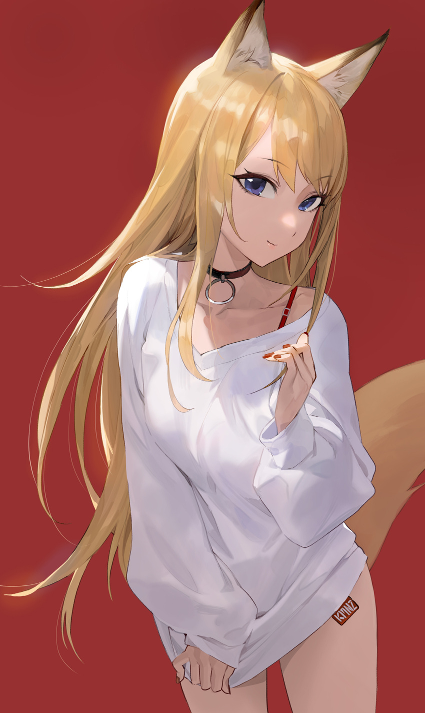 1girl absurdres animal_ears blonde_hair blue_eyes breasts choker clothes_tug dress eyebrows_visible_through_hair fox_ears fox_tail highres kmnz long_hair long_sleeves looking_at_viewer mc_lita medium_breasts mossi nail_polish red_background sidelocks simple_background sleeves_past_wrists smile solo sweater sweater_dress sweater_tug tail virtual_youtuber