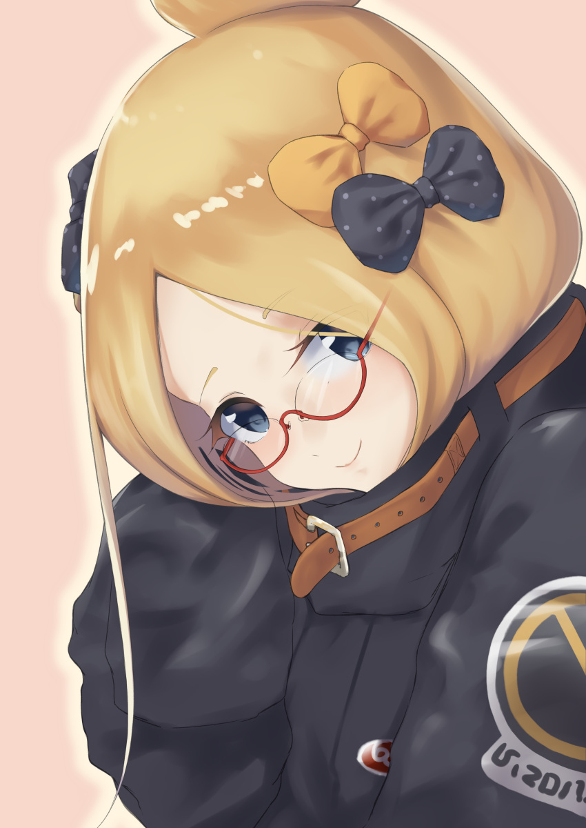1girl abigail_williams_(fate/grand_order) absurdres bangs bespectacled black_bow black_jacket blonde_hair blue_eyes bow closed_mouth commentary_request eyebrows_visible_through_hair eyelashes fate/grand_order fate_(series) forehead glasses hair_bow hair_bun head_tilt heroic_spirit_traveling_outfit highres jacket joji long_hair long_sleeves looking_at_viewer orange_bow parted_bangs polka_dot polka_dot_bow red-framed_eyewear semi-rimless_eyewear sleeves_past_fingers sleeves_past_wrists smile solo under-rim_eyewear