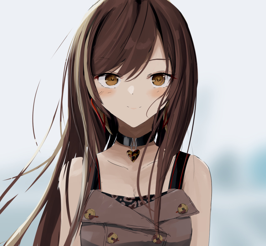 1girl bangs bare_shoulders black_choker blurry blurry_background breasts brown_dress brown_eyes brown_hair choker closed_mouth collarbone commentary_request depth_of_field doran_(dorannomai) dress eyebrows_behind_hair hair_between_eyes heart highres idolmaster idolmaster_shiny_colors long_hair looking_at_viewer oosaki_amana sleeveless sleeveless_dress small_breasts smile solo upper_body