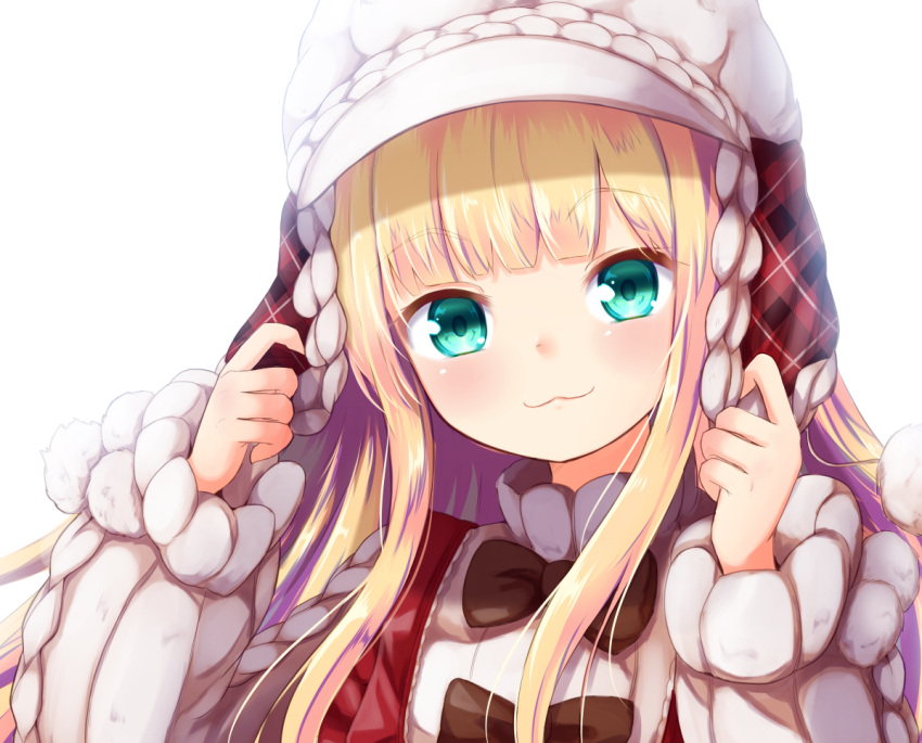 1girl :3 aran_sweater baram blonde_hair blush bow brown_bow closed_mouth green_eyes hands_up hat head_tilt long_hair long_sleeves looking_at_viewer mononobe_alice nijisanji plaid puffy_long_sleeves puffy_sleeves simple_background sleeves_past_wrists smile solo sweater upper_body virtual_youtuber white_background white_hat white_sweater