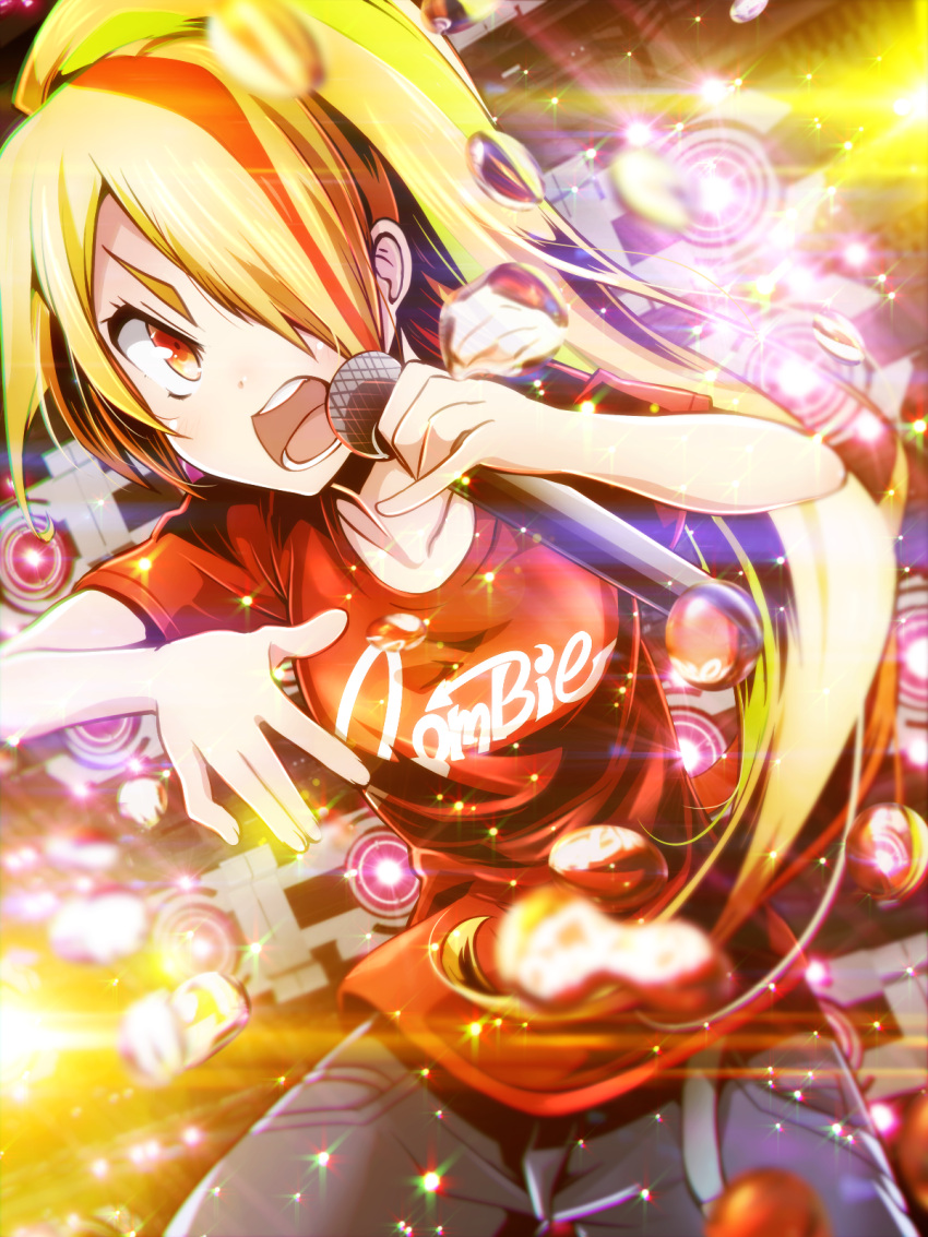 blonde_hair clothes_writing collarbone droplet hair_over_one_eye highres holding holding_microphone lens_flare light_particles long_hair looking_at_viewer microphone multicolored_hair nikaidou_saki open_mouth pants pinky_out projector shirt streaked_hair tom_(drpow) upper_body yellow_eyes zombieland_saga