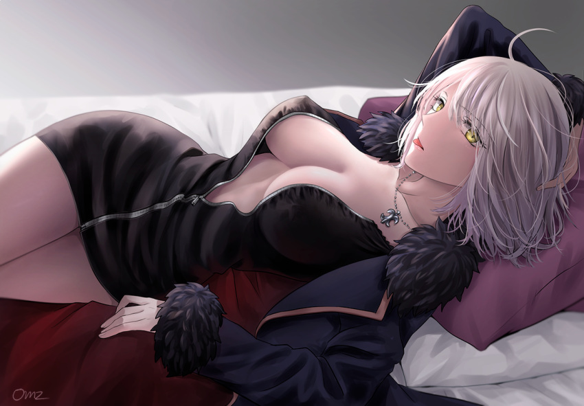 1girl ahoge arm_behind_head bangs bed bed_sheet black_dress breasts cape cleavage covered_nipples dress eyebrows_visible_through_hair fate/grand_order fate_(series) fur-trimmed_cape fur_collar fur_trim jeanne_d'arc_(alter)_(fate) jeanne_d'arc_(fate)_(all) jewelry large_breasts looking_at_viewer lying necklace no_bra on_back open_clothes open_dress pillow short_dress short_hair sideboob silver_hair sushimaro tongue tongue_out unzipped yellow_eyes