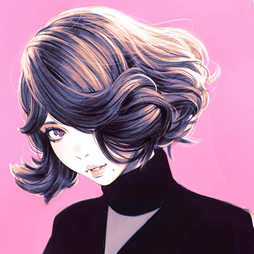 1girl commentary english_commentary hair_over_one_eye highres ilya_kuvshinov lips looking_at_viewer mole mole_under_eye mole_under_mouth one_eye_covered original parted_lips pink_background short_hair simple_background solo violet_eyes wavy_hair