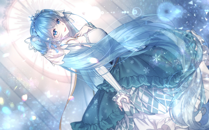 1girl beamed_eighth_notes blue_dress blue_eyes blue_hair blurry blurry_background crown dress dutch_angle hand_up hatsune_miku highres hsmoji indoors long_hair looking_at_viewer musical_note open_mouth pale_skin smile snowflakes solo standing twintails very_long_hair vocaloid
