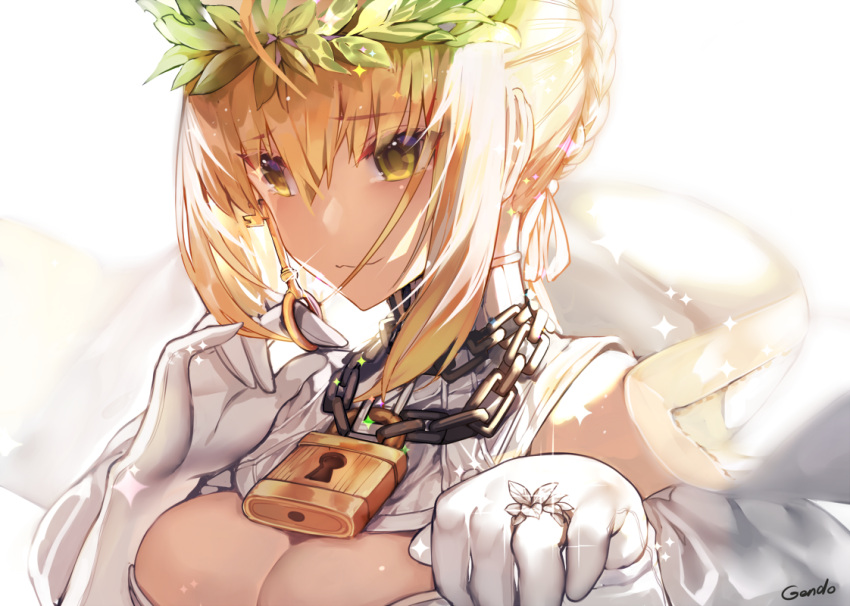1girl :3 bare_shoulders blonde_hair bow braid breasts chains cleavage detached_collar embarrassed eyebrows_visible_through_hair fate/grand_order fate_(series) gendo0032 gloves green_eyes hair_bow jewelry key lock nero_claudius_(bride)_(fate) nero_claudius_(fate)_(all) padlock ring smile solo white_background wreath