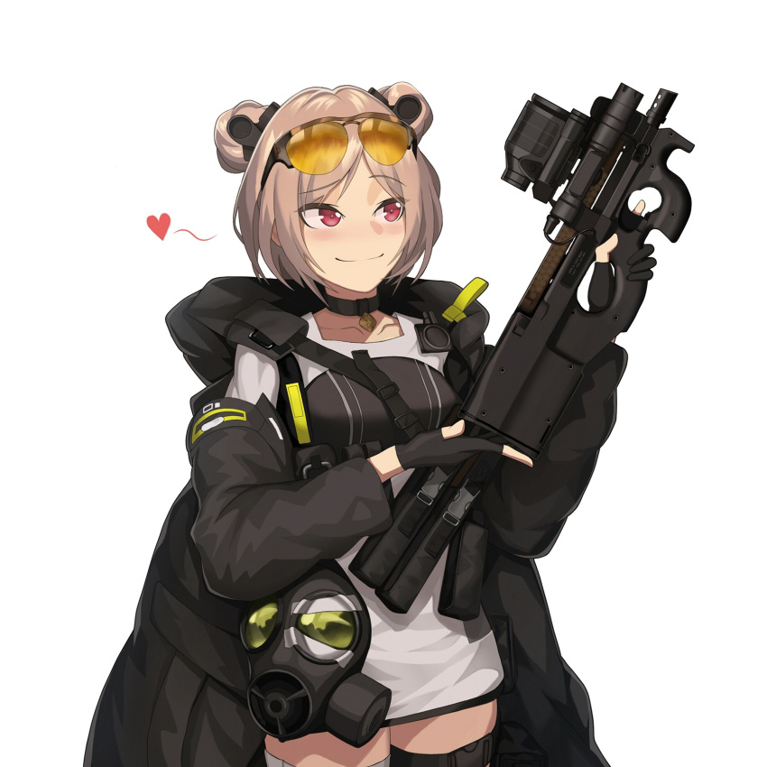 1girl bangs black_coat black_gloves blush buckle bullpup cero_(last2stage) choker collarbone commentary_request double_bun eyebrows_visible_through_hair eyewear_on_head gas_mask girls_frontline gloves gun heart highres holding holding_gun holding_weapon hood hood_down hooded_coat jacket korean_commentary light_brown_hair load_bearing_equipment open_clothes p90 p90_(girls_frontline) parted_bangs partly_fingerless_gloves red_eyes scope simple_background smile snap-fit_buckle solo spoken_heart submachine_gun sunglasses thigh_strap tinted_eyewear trigger_discipline weapon white_background