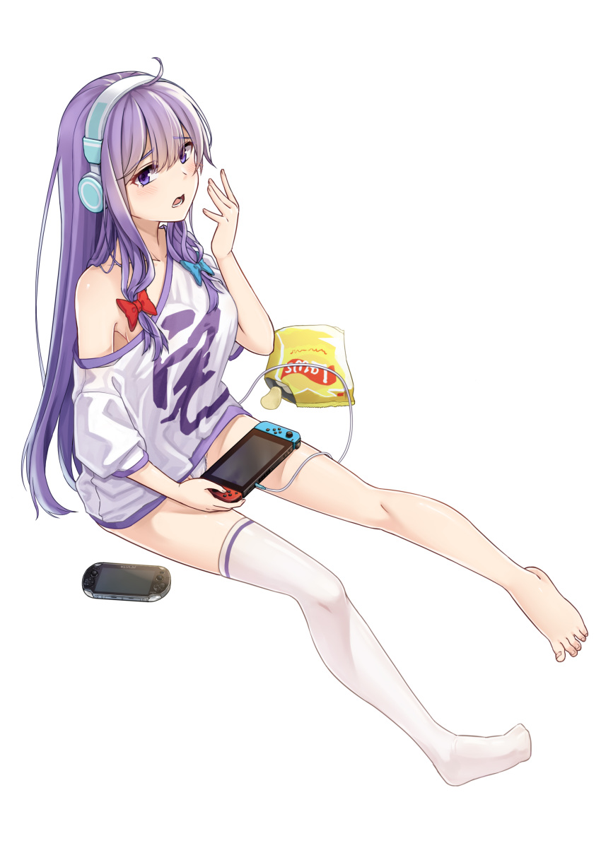 1girl absurdres alternate_costume bangs barefoot blue_bow blush bow cat-quest-sun chinese_commentary chips clothes_writing commentary_request feet food full_body hair_bow hand_up handheld_game_console headphones highres holding long_hair nintendo_switch no_bra no_shoes off_shoulder open_mouth panties pantyshot pantyshot_(sitting) patchouli_knowledge pigeon-toed playstation_vita potato_chips purple_hair purple_shirt red_bow shirt simple_background single_bare_shoulder single_thighhigh sitting solo t-shirt tears thigh-highs toenails toes touhou underwear violet_eyes white_background white_legwear white_panties yawning
