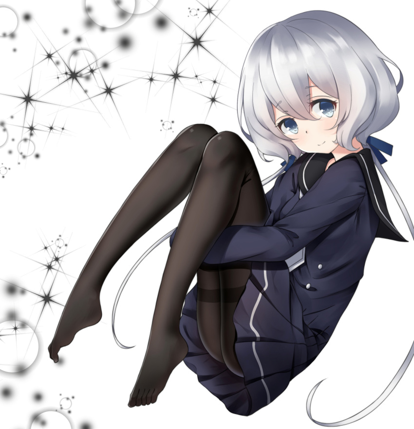 1girl bangs black_sailor_collar blue_dress blue_eyes blue_ribbon blush brown_legwear closed_mouth commentary_request dress eyebrows_visible_through_hair full_body hair_between_eyes hair_ribbon head_tilt highres konno_junko leg_hug looking_at_viewer low_twintails no_shoes pantyhose pleated_dress ribbon sailor_collar sailor_dress silver_hair smile solo sparkle thighband_pantyhose twintails white_background zhai_mu_q zombie_land_saga