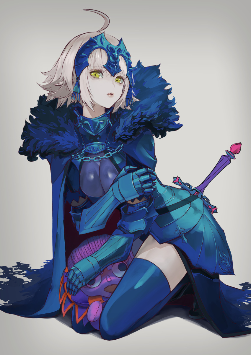 1girl absurdres ahoge alternate_color armor armored_dress blue_cape blue_dress blue_legwear cape caster_(fate/zero) daydremec dress fate/grand_order fate_(series) faulds fur-trimmed_cape fur_trim gauntlets grey_background headpiece highres jeanne_d'arc_(alter)_(fate) jeanne_d'arc_(fate)_(all) kneeling looking_at_viewer open_mouth short_hair silver_hair simple_background solo sword thigh-highs weapon yellow_eyes zettai_ryouiki