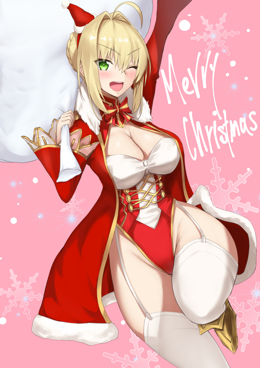 1girl ;d ahoge akatsuki_ikki antlers arm_up armored_boots bangs blonde_hair blush boots bow braid breasts christmas cleavage corset crown_braid eyebrows_visible_through_hair fate/grand_order fate_(series) french_braid garter_straps green_eyes hair_intakes highleg highleg_leotard highres hips juliet_sleeves large_breasts leotard long_sleeves merry_christmas nero_claudius_(fate) nero_claudius_(fate)_(all) one_eye_closed open_cloak open_mouth pink_background puffy_sleeves red_bow red_cloak sack smile snowflakes standing standing_on_one_leg thigh-highs tongue white_legwear wide_hips wide_sleeves yellow_footwear
