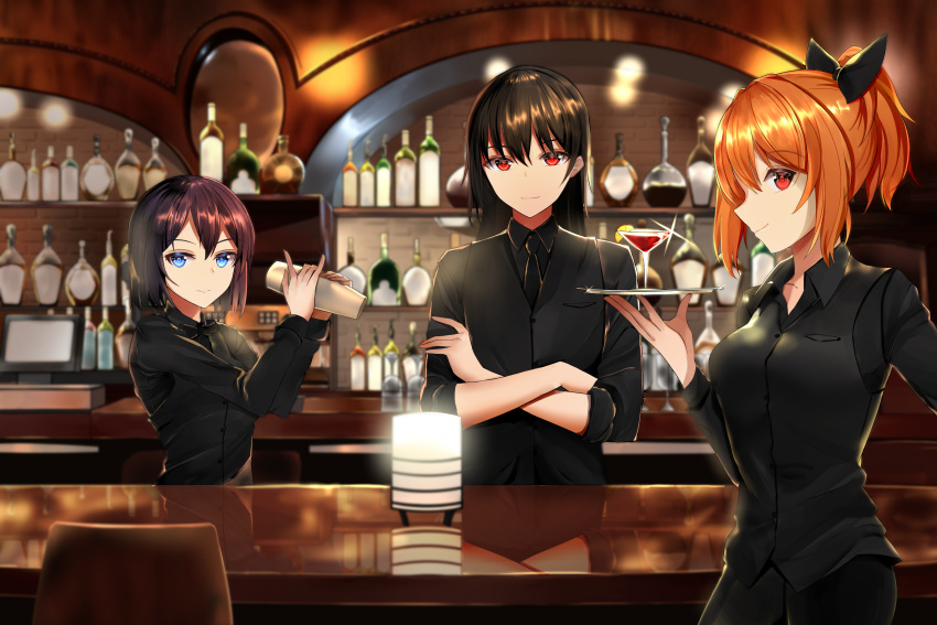 3girls absurdres aircell bangs bar bartender black_bow black_hair black_neckwear black_shirt black_vest blue_eyes bottle bow cocktail cocktail_glass collared_shirt crossed_arms cup dress_shirt drink drinking_glass eyebrows_visible_through_hair formal hair_bow highres indoors lamp long_sleeves looking_at_viewer multiple_girls narynn_(character) necktie orange_hair original ponytail red_eyes shirt short_hair sleeves_rolled_up smile suit tray vest