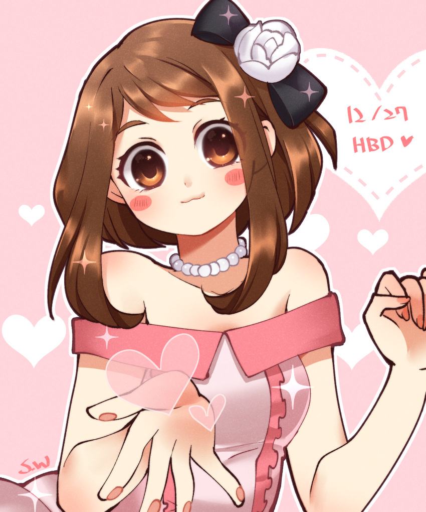 1girl :3 atobesakunolove black_bow blush blush_stickers boku_no_hero_academia bow brown_hair closed_mouth commentary_request dated dress eyes_visible_through_hair flower hair_bow hair_flower hair_ornament happy_birthday head_tilt heart highres jewelry looking_at_viewer necklace off_shoulder outline pearl_necklace pink_background pink_dress short_hair signature smile solo sparkle upper_body uraraka_ochako white_flower white_outline