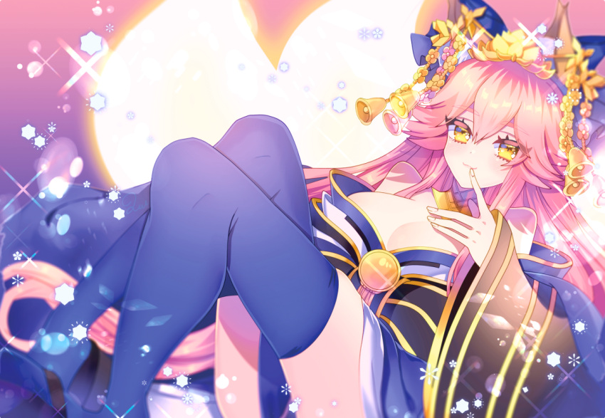 1girl :3 animal_ear_fluff animal_ears bare_shoulders bell blue_legwear blush breasts cleavage commentary commentary_request crown fate/grand_order fate_(series) fox_ears fox_girl fox_tail gradient gradient_background large_breasts long_hair looking_at_viewer merichi_(ogaomega) multiple_tails off_shoulder pink_hair solo tail tamamo_(fate)_(all) tamamo_no_mae_(fate) very_long_hair yellow_eyes
