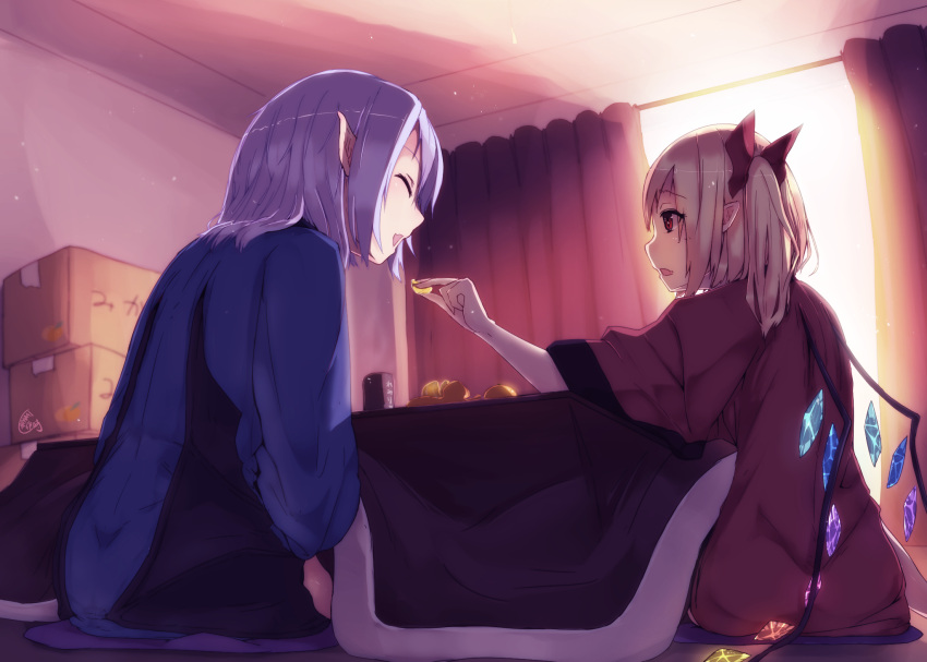 2girls bat_wings black_wings blonde_hair blue_kimono bow box can closed_eyes commentary_request crystal curtains dutch_angle feeding flandre_scarlet food fruit hair_bow highres holding holding_food holding_fruit indoors japanese_clothes kimono kotatsu lavender_hair long_hair mandarin_orange mikan_box multiple_girls one_side_up open_mouth pointy_ears profile red_bow red_eyes red_kimono remilia_scarlet senzaicha_kasukadoki siblings sisters sitting smile sunlight table touhou window wings yukata