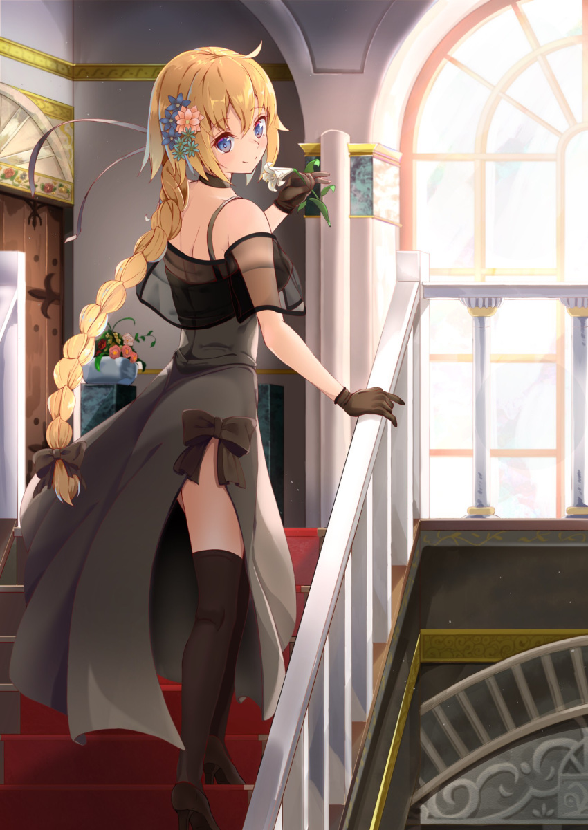 1girl absurdres black_choker black_legwear blonde_hair blue_eyes braided_ponytail breasts brown_footwear brown_gloves choker commentary_request day door dress eyebrows_visible_through_hair fate/grand_order fate_(series) flower from_behind full_body gloves grey_dress hair_between_eyes hair_flower hair_ornament hand_on_railing head_tilt high_heels highres holding holding_flower indoors jeanne_d'arc_(fate) jeanne_d'arc_(fate)_(all) lily_(flower) long_hair looking_at_viewer looking_back medium_breasts nyoon plant potted_plant railing side_slit sleeveless sleeveless_dress smile solo stairs standing thigh-highs very_long_hair window