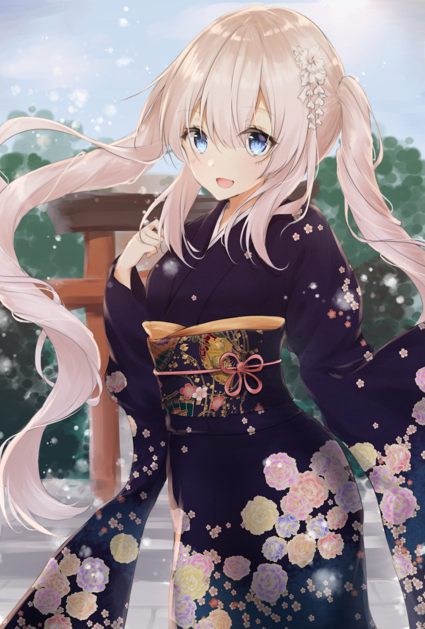 1girl :d absurdres bangs blue_kimono blue_sky blush commentary_request day eyebrows_visible_through_hair fate/grand_order fate_(series) floral_print flower hair_between_eyes hair_flower hair_ornament highres huge_filesize japanese_clothes kimono light_brown_hair long_hair long_sleeves marie_antoinette_(fate/grand_order) obi open_mouth outdoors print_kimono sash sidelocks sky smile snowing solo torii twintails uzuki_tsukuyo very_long_hair white_flower wide_sleeves