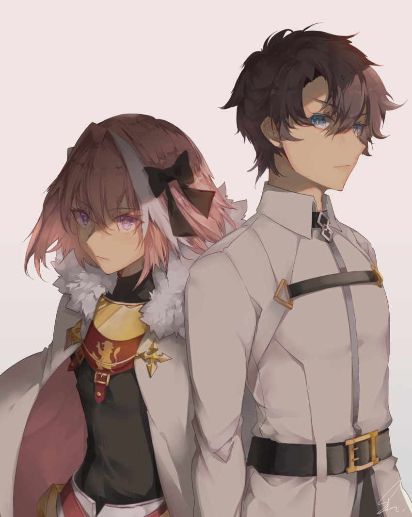 2boys astolfo_(fate) belt belt_buckle black_bow black_ribbon blue_eyes bow brown_hair buckle chaldea_uniform closed_mouth commentary_request eyebrows_visible_through_hair fate/grand_order fate_(series) fujimaru_ritsuka_(male) fur-trimmed_cloak fur_collar hair_intakes hair_ribbon highres looking_at_viewer multicolored_hair multiple_boys pink_hair ribbon saihate_(d3) standing streaked_hair trap violet_eyes white_cloak