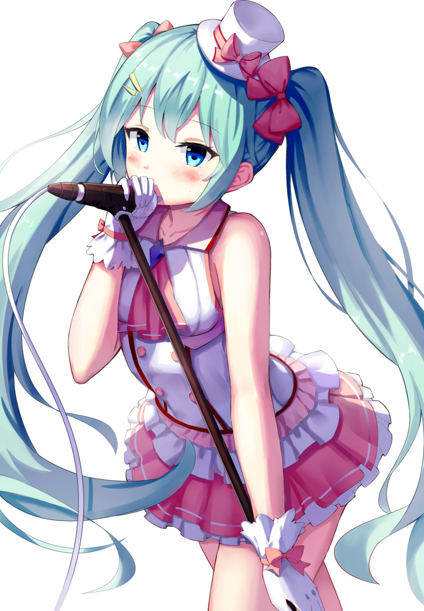 1girl aqua_hair bangs bare_arms bare_shoulders blue_eyes blush bow breasts collarbone collared_shirt commentary_request cowboy_shot eyebrows_visible_through_hair frilled_skirt frills gloves hair_bow hair_ornament hairclip hand_up hat hatsune_miku highres holding holding_microphone long_hair looking_at_viewer microphone microphone_stand mini_hat mini_top_hat miniskirt pink_neckwear pink_skirt red_bow shirt sidelocks simple_background skirt sleeveless sleeveless_shirt small_breasts solo thighs tilted_headwear top_hat twintails very_long_hair vocaloid white_background white_gloves white_hat white_shirt yang423