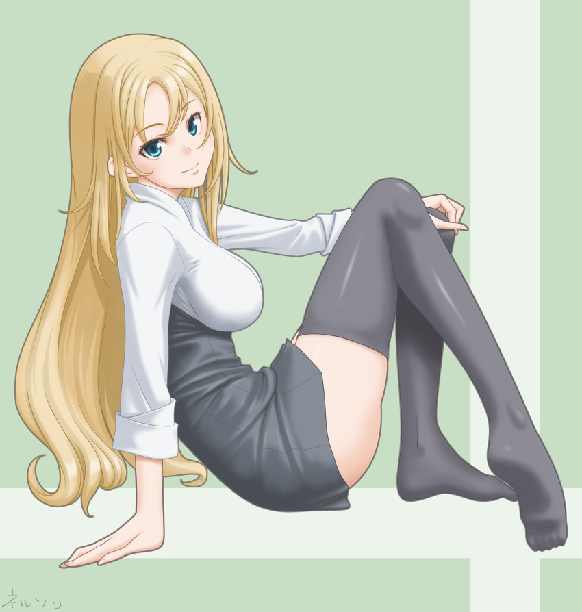 1girl alternate_costume arm_support black_legwear blonde_hair blue_eyes commentary_request full_body green_background highres kantai_collection long_hair long_sleeves looking_at_viewer nelson_(kantai_collection) no_headgear sitting solo t2r thigh-highs two-tone_background two-tone_dress