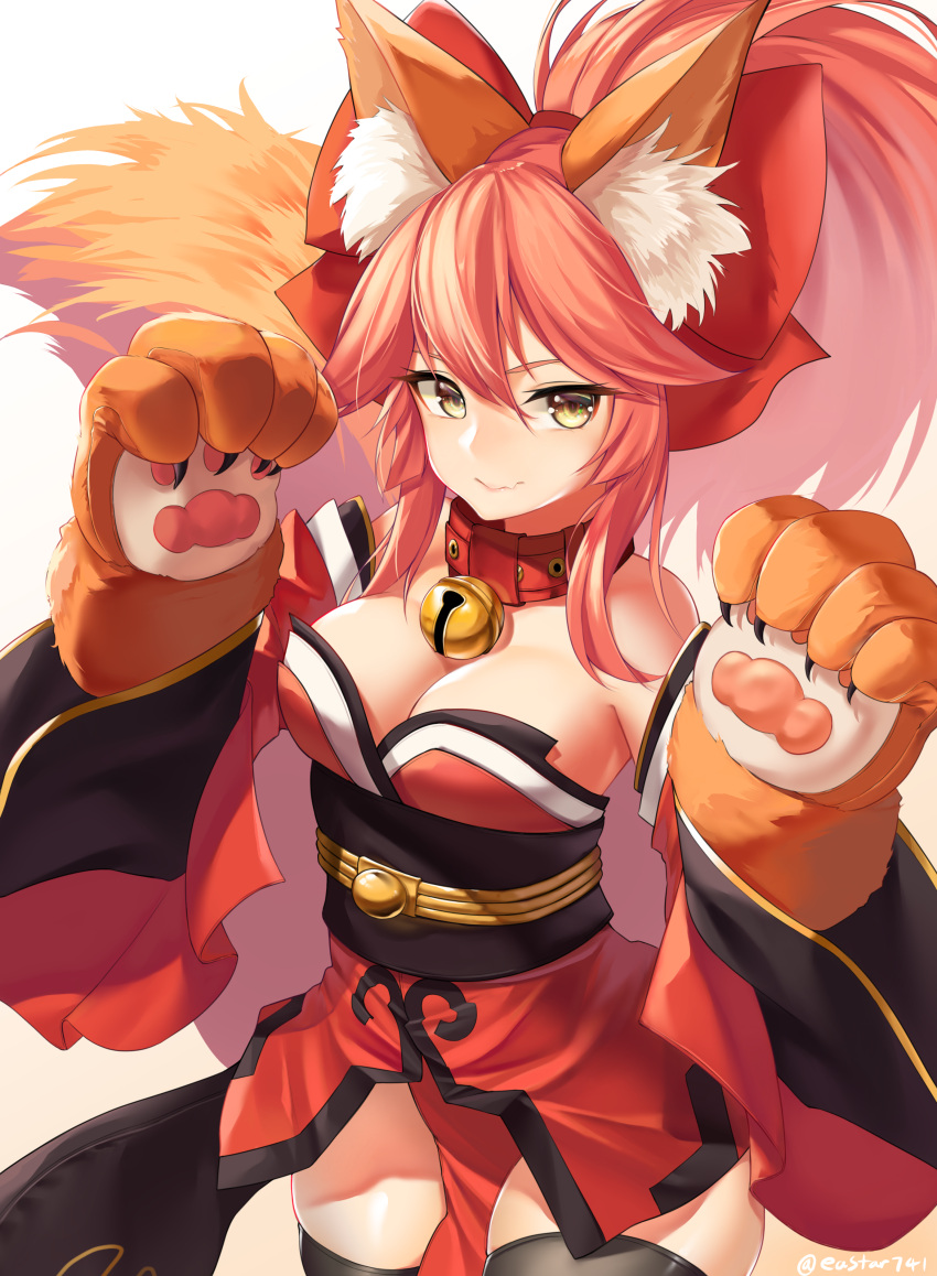 1girl absurdres animal_ear_fluff animal_ears bangs bare_shoulders bell bell_collar black_legwear blush bow breasts cat_paws cleavage closed_mouth collar detached_sleeves fate/extra fate/grand_order fate_(series) fox_ears fox_tail gloves hair_between_eyes hair_bow highres hips japanese_clothes jingle_bell kimono large_breasts long_hair looking_at_viewer obi paw_gloves paws pink_hair red_bow red_kimono sash short_kimono sidelocks simple_background smile solo star741 tail tamamo_(fate)_(all) tamamo_cat_(fate) thigh-highs white_background wide_sleeves yellow_eyes