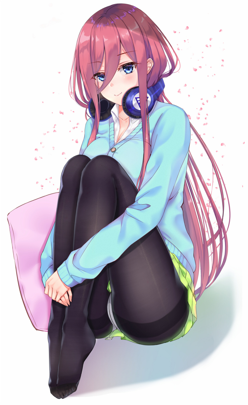 1girl black_legwear blue_cardigan blue_eyes blush breasts closed_mouth collared_shirt commentary_request crotch_seam eyebrows_visible_through_hair full_body go-toubun_no_hanayome green_skirt hair_between_eyes headphones headphones_around_neck highres knees_on_chest knees_up large_breasts long_hair long_sleeves looking_at_viewer miniskirt mukatsukulsp nakano_miku no_shoes own_hands_together panties panties_under_pantyhose pantyhose pantyshot pantyshot_(sitting) petals pillow pink_hair pleated_skirt school_uniform shirt simple_background sitting skirt smile solo thighband_pantyhose underwear upskirt violet_eyes white_background white_panties white_shirt wing_collar