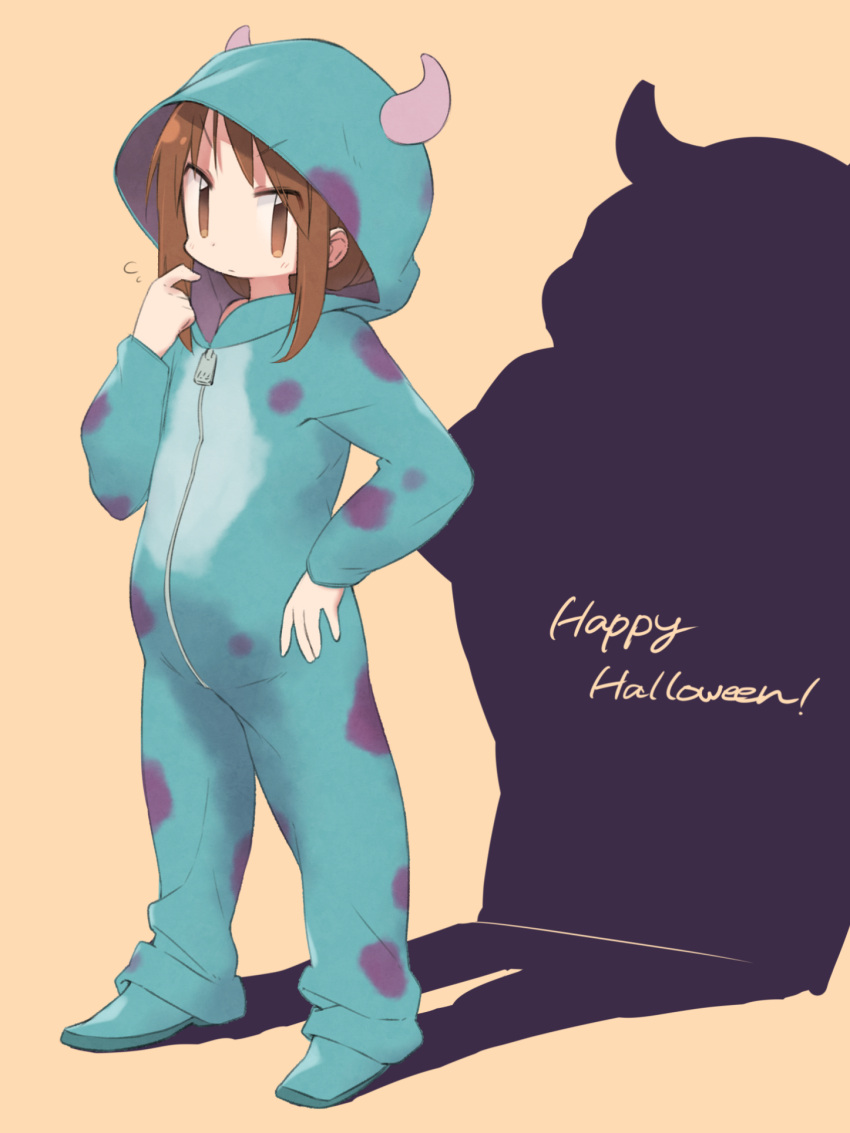 1girl brown_eyes brown_hair closed_mouth cosplay expressionless eyebrows_visible_through_hair flying_sweatdrops full_body hand_on_hip happy_halloween highres horns james_p._sullivan james_p._sullivan_(cosplay) long_hair looking_at_viewer monsters_inc. okano_kei okayparium onesie shadow solo standing yuyushiki zipper zipper_pull_tab