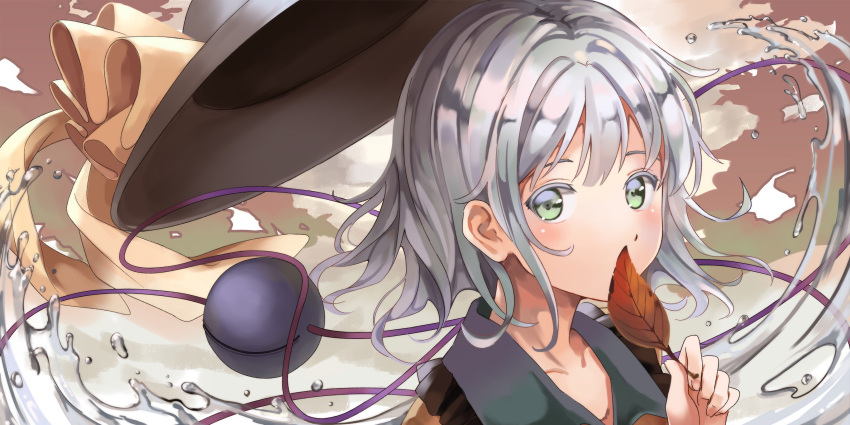 1girl black_hat collarbone collared_shirt green_eyes hat highres holding holding_leaf komeiji_koishi leaf looking_at_viewer sero3eta shirt short_hair silver_hair solo third_eye touhou water