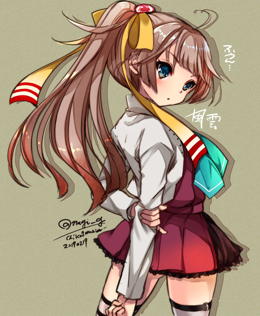 1girl arms_behind_back artist_name blazer brown_hair cowboy_shot dated from_behind gouda_nagi green_eyes grey_background grey_legwear hair_ribbon highres jacket kantai_collection kazagumo_(kantai_collection) long_hair looking_at_viewer looking_back ponytail remodel_(kantai_collection) ribbon simple_background solo standing thigh-highs twitter_username