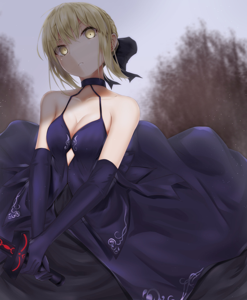 1girl artoria_pendragon_(all) black_bow black_skirt blonde_hair blue_gloves blue_shirt blurry blurry_background bow breasts choker cleavage clouds cloudy_sky collarbone dark_excalibur elbow_gloves fate/stay_night fate_(series) formal gloves hair_bow head_tilt highres holding holding_sword holding_weapon medium_breasts outdoors saber_alter santarou shirt short_hair skirt skirt_suit sky sleeveless sleeveless_shirt solo standing suit sword weapon yellow_eyes