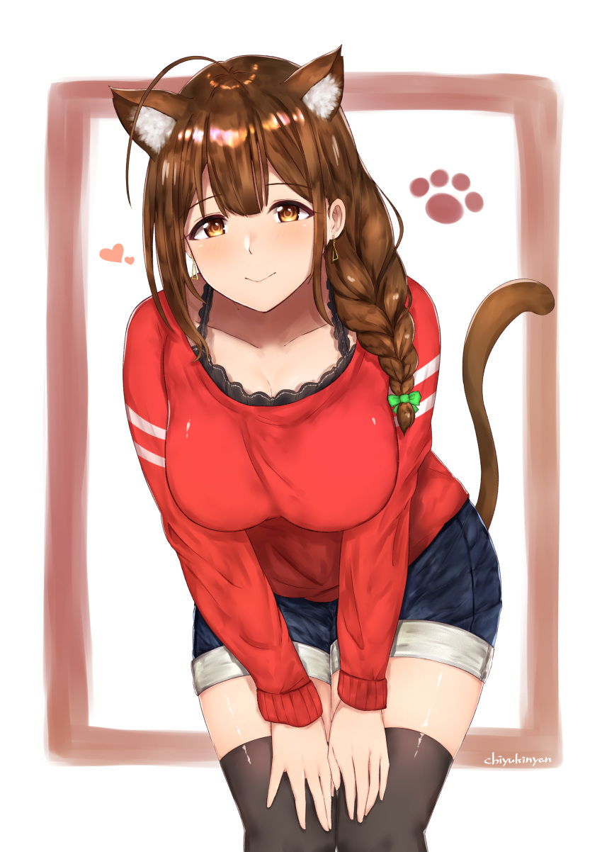 1girl absurdres ahoge animal_ear_fluff animal_ears black_legwear blue_shorts bow bra_strap braid breasts brown_eyes brown_hair cat_ears cat_girl cat_tail closed_mouth collarbone commentary_request earrings green_bow hair_bow hair_over_shoulder hands_on_own_thighs highres idolmaster idolmaster_shiny_colors jewelry kemonomimi_mode kuwayama_chiyuki large_breasts leaning_forward long_hair long_sleeves looking_at_viewer red_shirt shirt short_shorts shorts sidelocks single_braid smile solo tail takani0721 thigh-highs v_arms