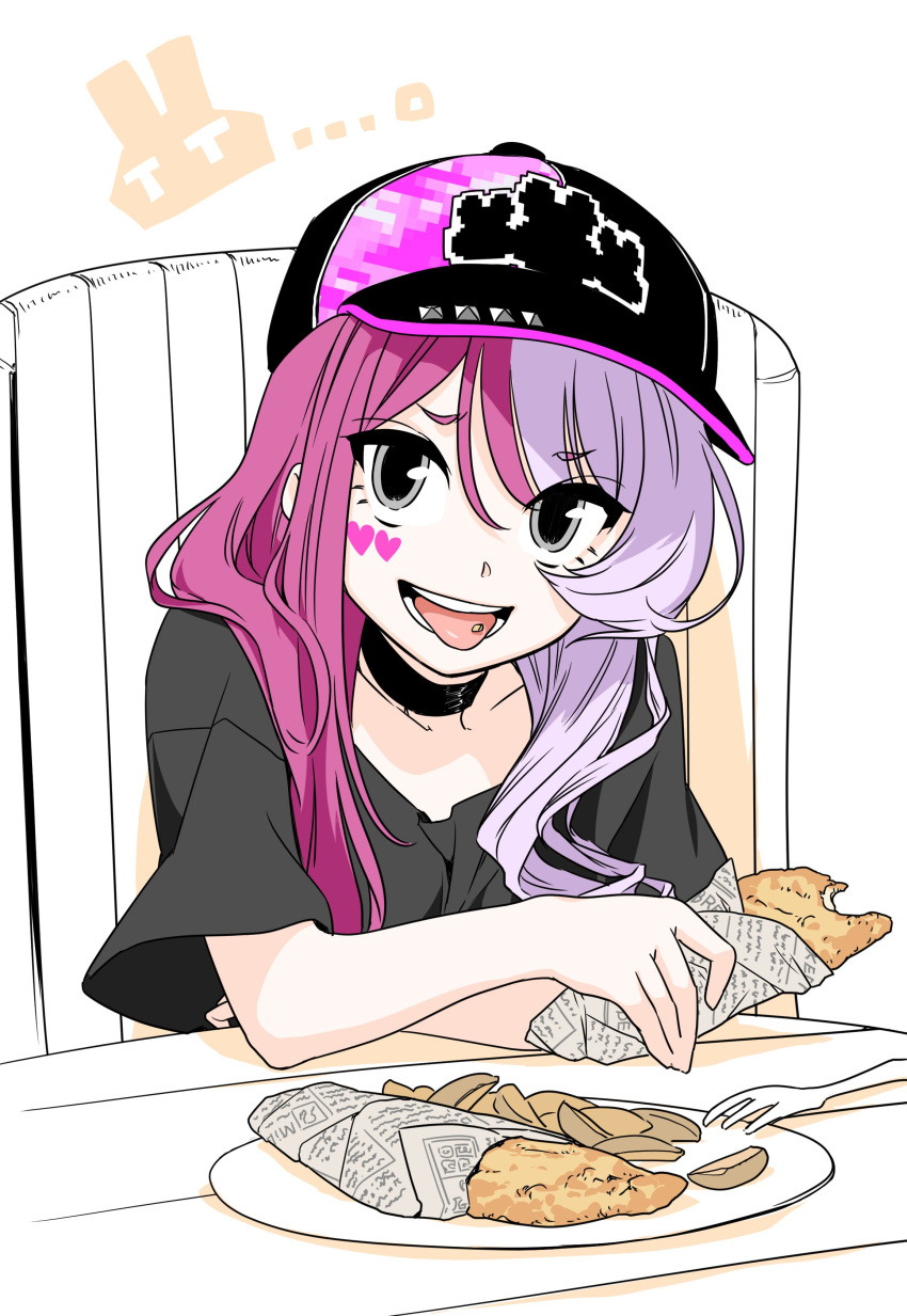 #compass 1girl absurdres animal_print arm_support baseball_cap black_shirt bunny_print chair choker collarbone commentary_request crossed_arms crumbs drill_locks eating facial_mark fish_and_chips food fork grey_eyes grin hat heart heart_facial_mark highres holding holding_food lavender_hair leaning_forward long_hair looking_at_viewer megumegu multicolored_hair newspaper pink_hair plate poaro potato_wedges shirt simple_background sitting smile solo studded_hat t-shirt table tongue tongue_out two-tone_hair white_background wooden_chair