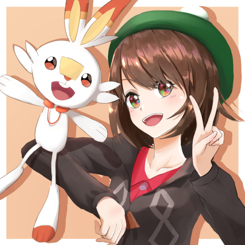 1girl bangs blush brown_eyes brown_hair commentary_request creatures_(company) female_protagonist_(pokemon_swsh) game_freak gen_8_pokemon green_hat hair_between_eyes hat highres long_sleeves looking_at_viewer nintendo open_mouth peace_symbol pokemon pokemon_(creature) pokemon_(game) pokemon_swsh red_eyes scorbunny seiza shirt short_hair simple_background sitting smile ta_rou_51 tam_o'_shanter upper_teeth v