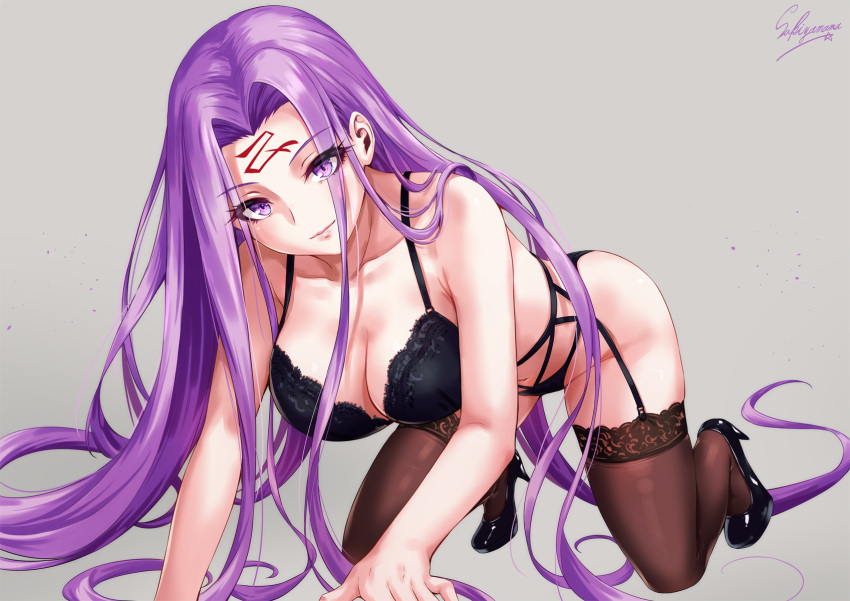 1girl all_fours artist_name bare_shoulders black_bra black_footwear black_panties blush bra breasts closed_mouth collarbone eyelashes facial_mark fate/stay_night fate_(series) forehead_mark garter_belt garter_straps grey_background high_heels highres large_breasts long_hair looking_at_viewer panties purple_hair rider sakiyamama signature simple_background smile solo thigh-highs underwear very_long_hair