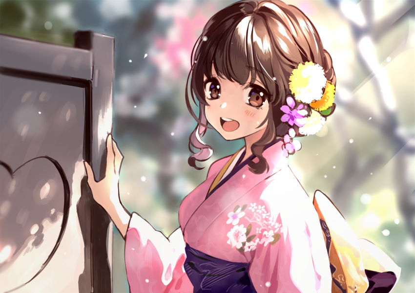 1girl :d blurry blurry_background blush breasts brown_eyes brown_hair commentary_request eyebrows_visible_through_hair flower from_side hair_flower hair_ornament heart japanese_clothes kimono komeo15 looking_at_viewer medium_breasts open_mouth original outdoors pink_kimono ponytail purple_flower short_hair smile solo upper_body upper_teeth white_flower yellow_flower