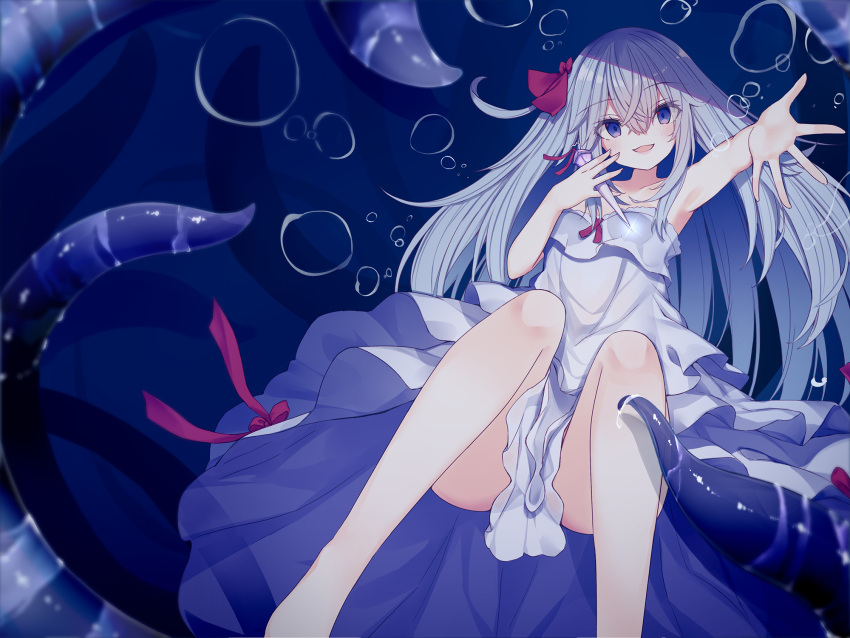 1girl bad_proportions bare_shoulders blue_background blue_eyes bow breasts dress feet_out_of_frame hair_bow highres kafuka long_hair needle open_mouth original outstretched_hand small_breasts smile tentacle underwater white_dress white_hair yandere