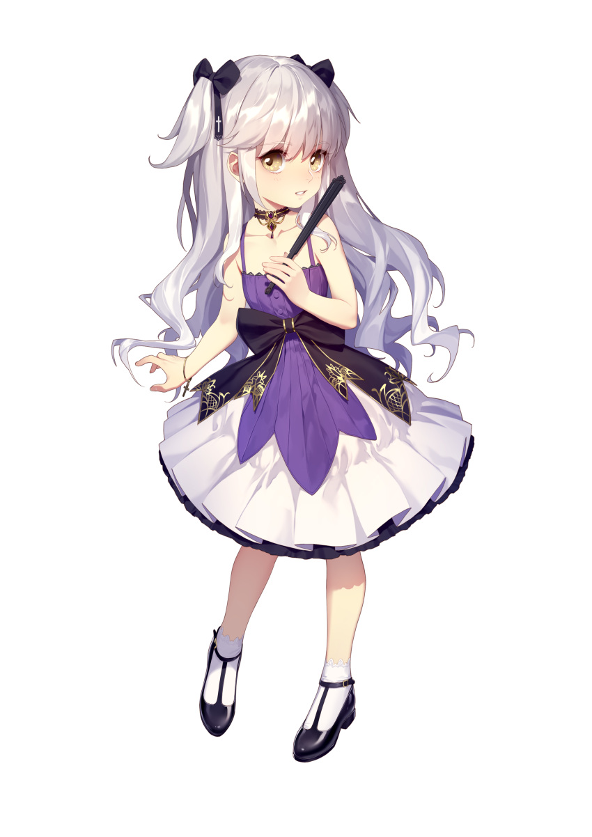 1girl absurdres child choker commentary_request daye_bie_qia_lian dress fan full_body grey_hair hair_ribbon highres holding holding_fan layered_dress looking_at_viewer ribbon romantic_saga_of_beauty_&amp;_devil skirt socks solo transparent_background yellow_eyes