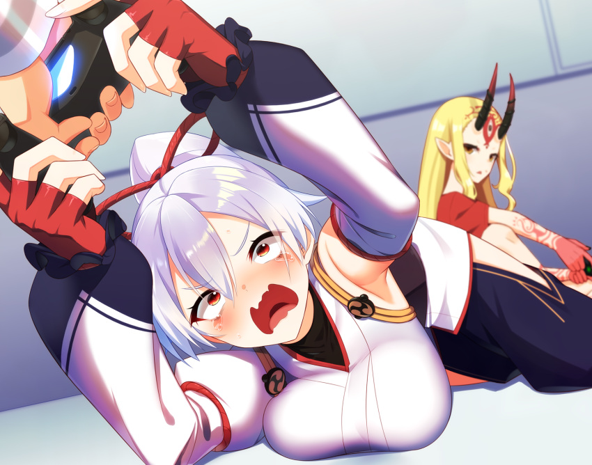2girls armpits blonde_hair breasts fate/grand_order fate_(series) fingerless_gloves gloves highres hip_vent ibaraki_douji_(fate/grand_order) kuroshiro_(ms-2420) large_breasts mitsudomoe_(shape) multiple_girls oni_horns playstation_controller pointy_ears ponytail red_eyes silver_hair sitting tears tomoe_(symbol) tomoe_gozen_(fate/grand_order) wavy_mouth