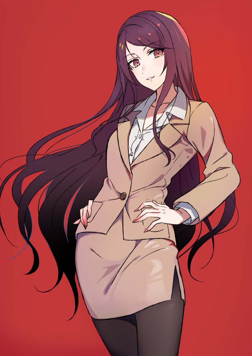 1girl bangs black_legwear brown_jacket brown_skirt collared_shirt commentary_request cowboy_shot eyebrows_visible_through_hair gundou_mirei hands_on_hips highres jacket long_hair long_sleeves looking_at_viewer nijisanji office_lady pantyhose parted_lips purple_hair red_background shirt side_slit simple_background skirt smile solo swept_bangs very_long_hair violet_eyes virtual_youtuber white_shirt yuura