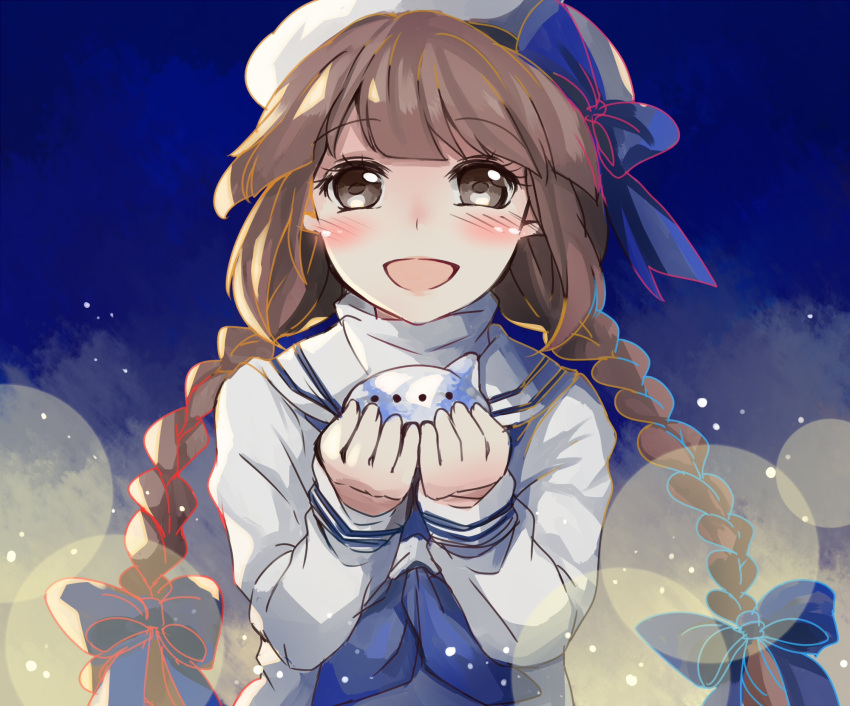 1girl bangs blush bow braid brown_hair grey_eyes happy hat hat_bow highres holding holding_instrument instrument long_hair looking_at_viewer ocarina oounabara_to_wadanohara open_mouth outline revanche sailor sailor_hat sidelocks smile solo spotlight twin_braids upper_body wadanohara