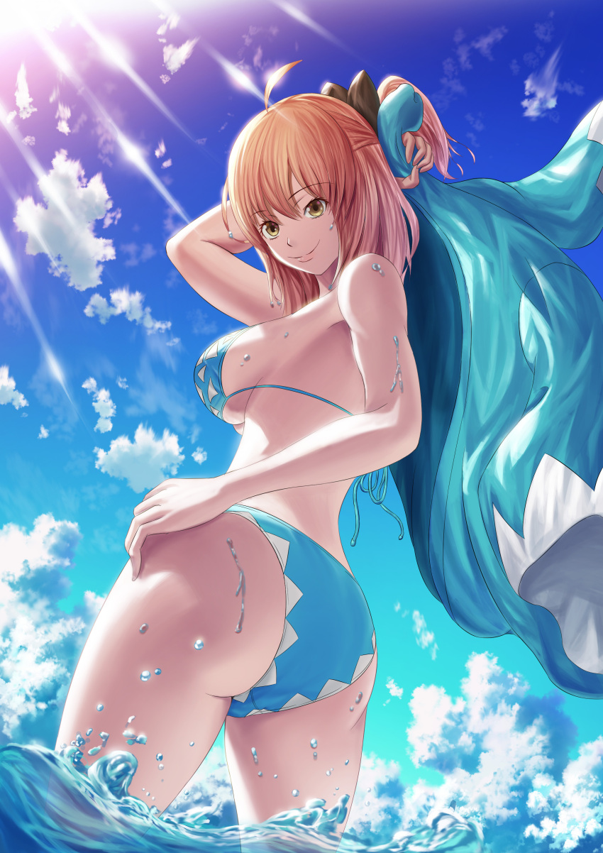 1girl absurdres ahoge ass bikini black_ribbon blue_sky breasts clouds droplets fate/grand_order fate_(series) from_below fujifuji924 hand_on_hip haori highres japanese_clothes light_rays medium_breasts okita_souji_(fate) okita_souji_(fate)_(all) pink_hair ribbon short_hair short_ponytail sideboob sky smile swimsuit thighs under_boob wading water yellow_eyes