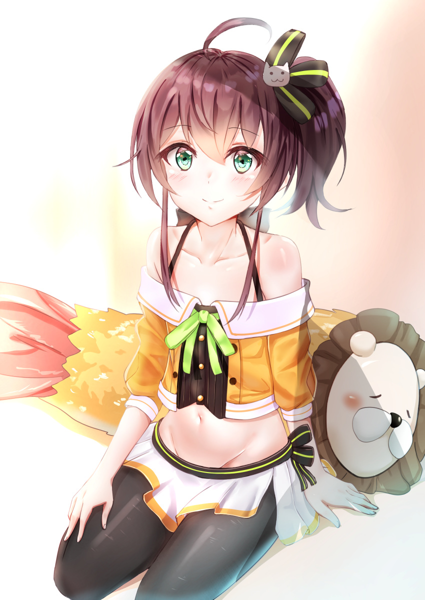 1girl absurdres ahoge animal_pillow bare_shoulders black_legwear blush brown_hair closed_mouth collarbone commentary_request crop_top green_eyes green_ribbon groin hair_ribbon halter_top halterneck highres hololive long_hair looking_at_viewer midriff miniskirt natsuiro_matsuri navel off_shoulder pantyhose pleated_skirt ribbon seiza short_hair side_ponytail sitting skirt smile solo stomach toratora_(nanahaba) virtual_youtuber white_background white_skirt